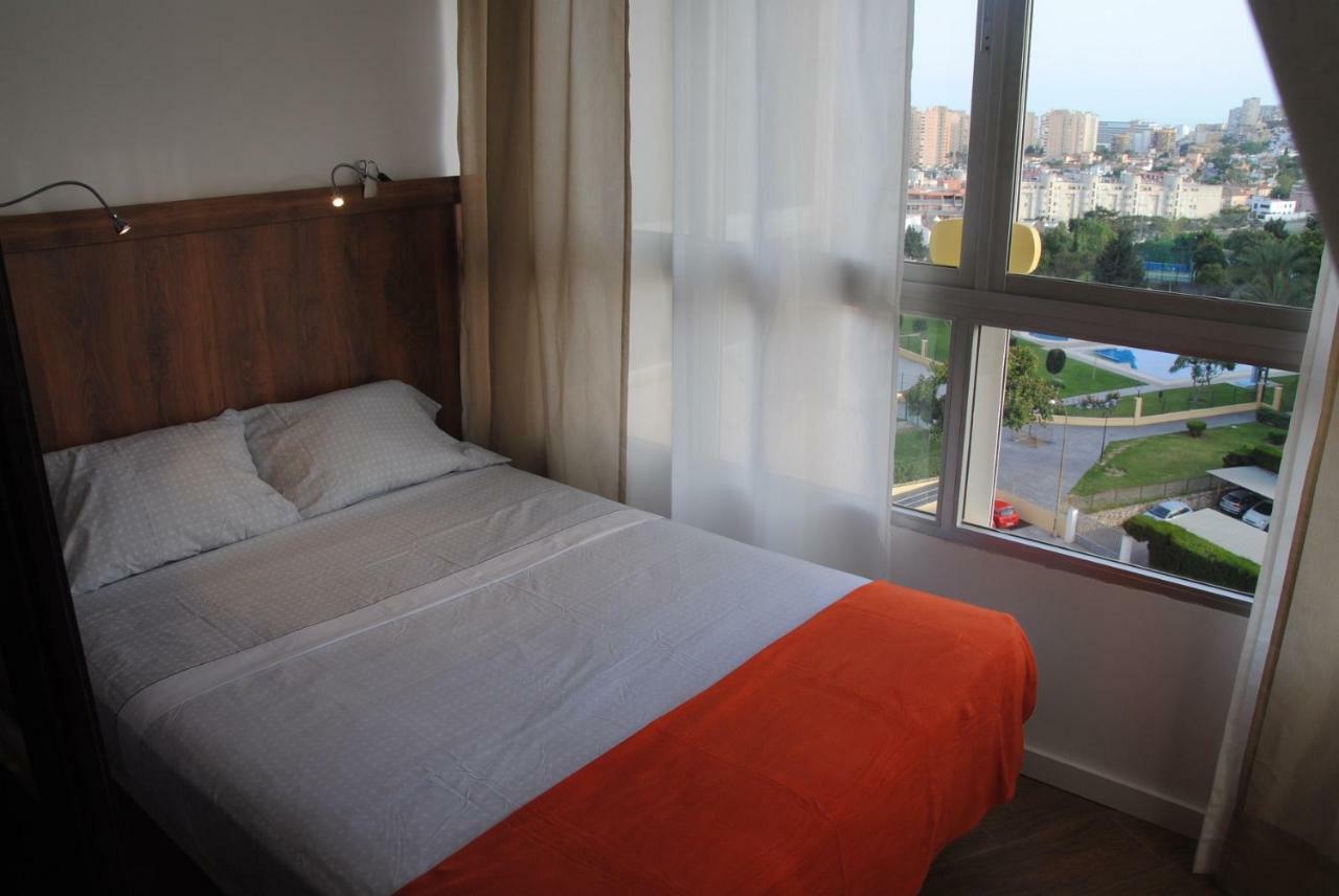 Apartamento Cerca De La Playa Y Campo De Golf Con Piscina Torremolinos Exterior photo