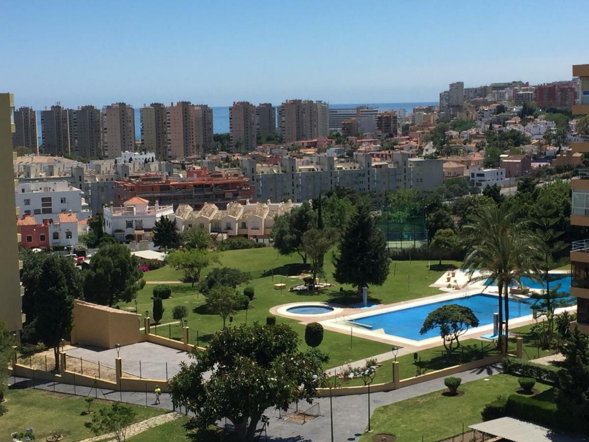 Apartamento Cerca De La Playa Y Campo De Golf Con Piscina Torremolinos Exterior photo