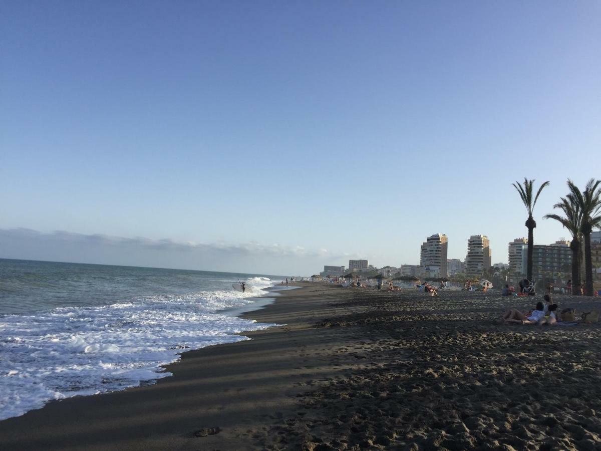 Apartamento Cerca De La Playa Y Campo De Golf Con Piscina Torremolinos Exterior photo
